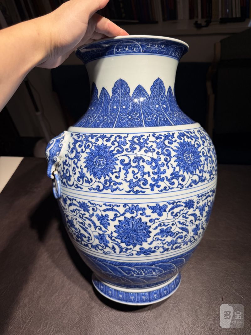 民国 青花缠枝莲纹象首铺首尊 - 图4